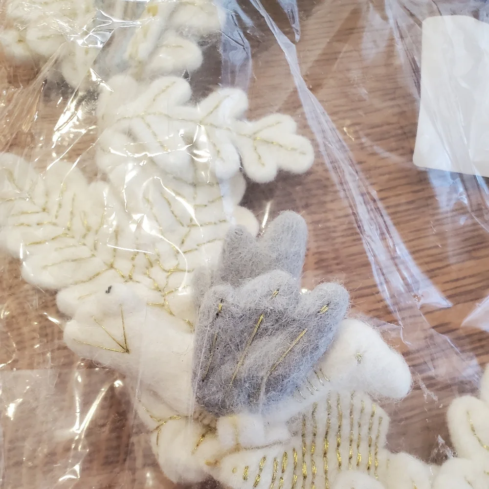 Anthropologie Nadia Wool Wreath